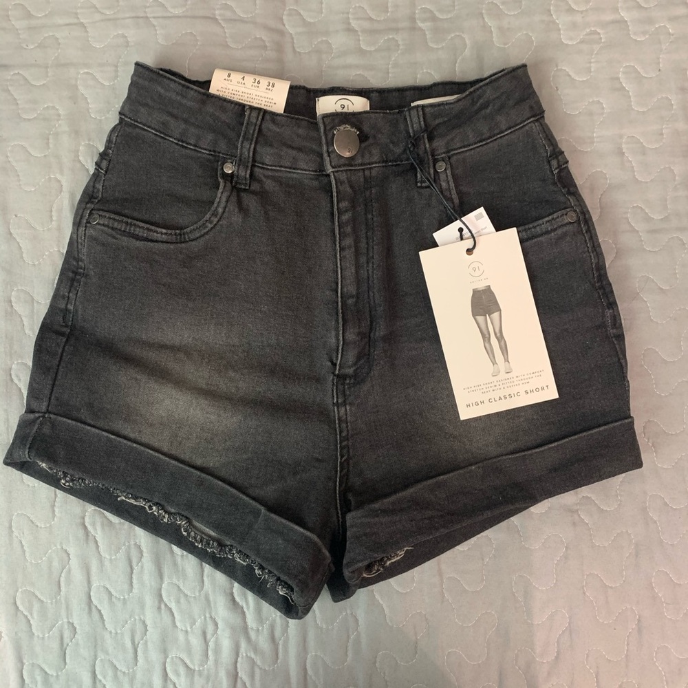 NWT Dark Grey High Classic Short